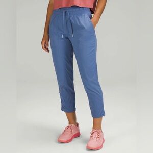 Lululemon dance studio crop pants size 8